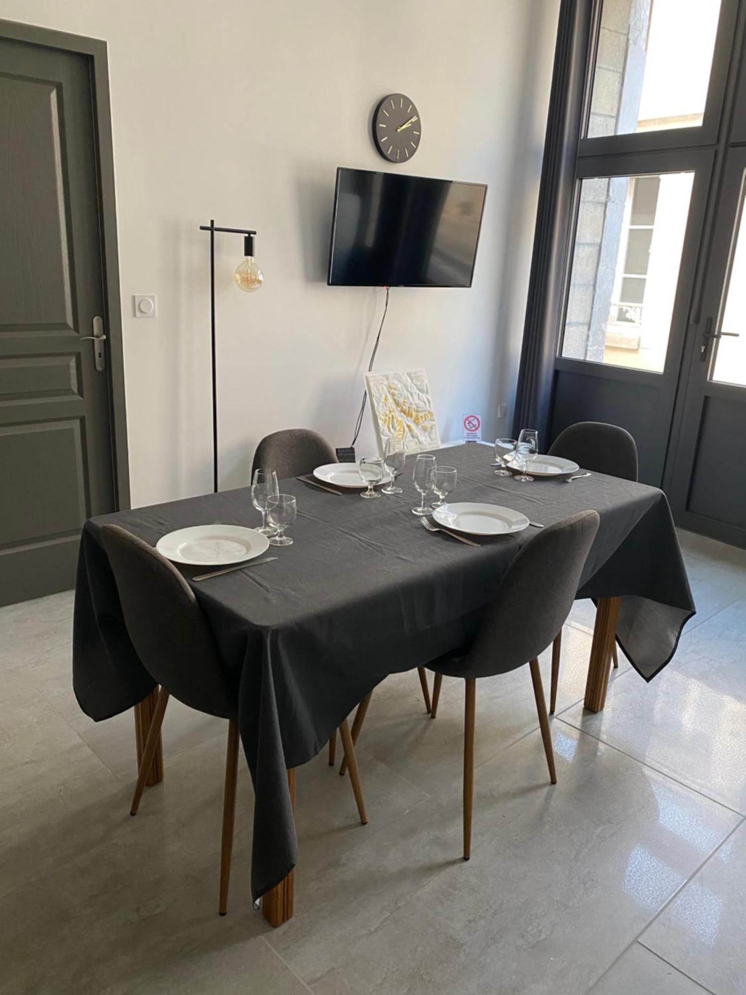 Le Merrain Gite Plein Coeur De Chablis Esterno foto